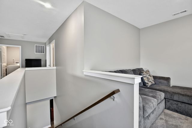 2306 S Bingham Place, New Palestine, IN 46163