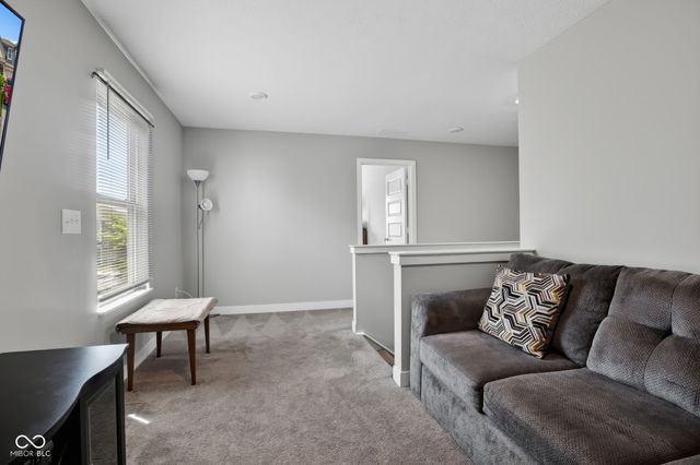 2306 S Bingham Place, New Palestine, IN 46163
