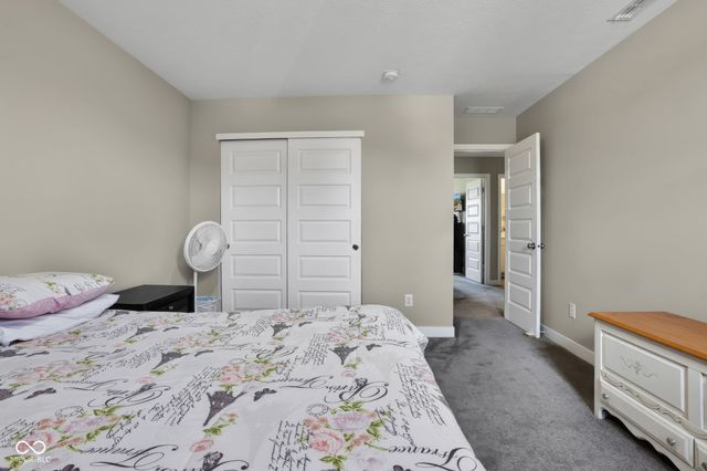 2306 S Bingham Place, New Palestine, IN 46163