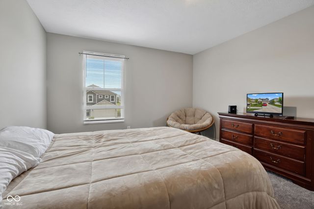 2306 S Bingham Place, New Palestine, IN 46163