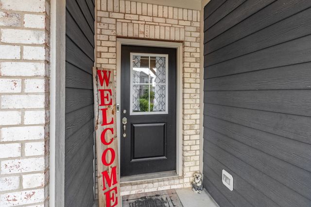 2306 S Bingham Place, New Palestine, IN 46163