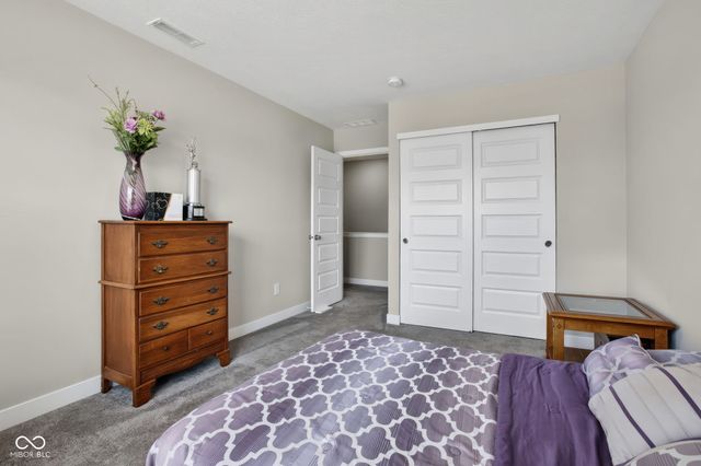 2306 S Bingham Place, New Palestine, IN 46163