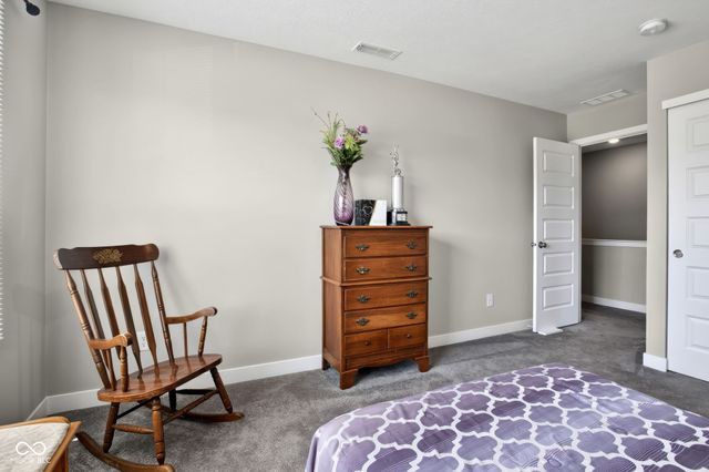 2306 S Bingham Place, New Palestine, IN 46163