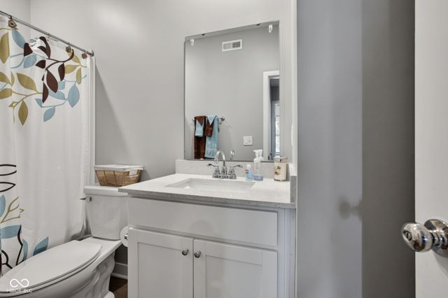 2306 S Bingham Place, New Palestine, IN 46163