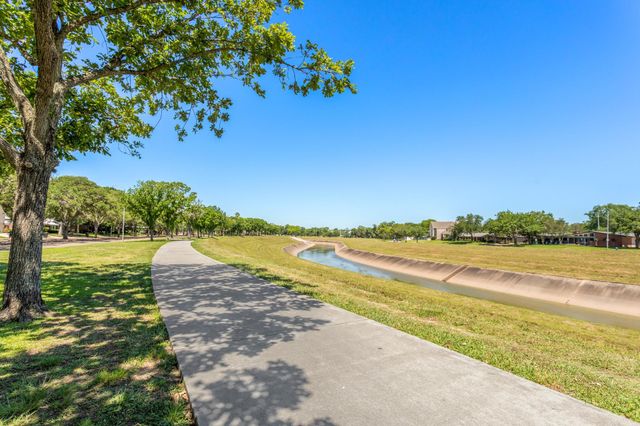 3601 Murworth Drive 6A, Houston, TX 77025