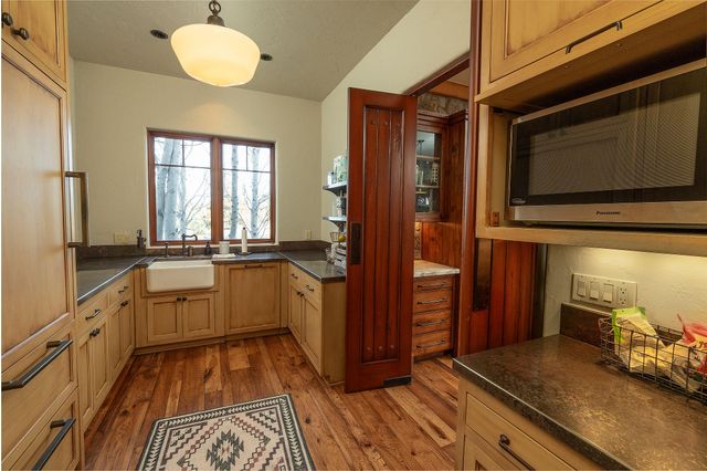 23021 Brushline Court, Bend, OR 97701