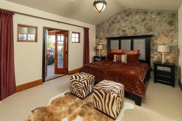 23021 Brushline Court, Bend, OR 97701