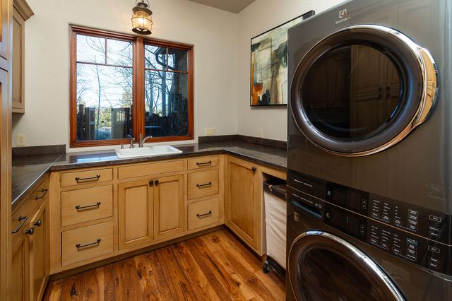 23021 Brushline Court, Bend, OR 97701