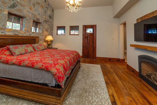 23021 Brushline Court, Bend, OR 97701