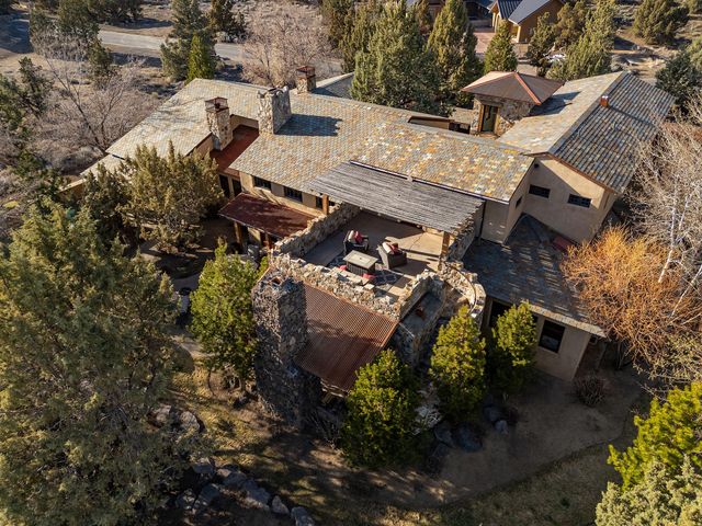 23021 Brushline Court, Bend, OR 97701