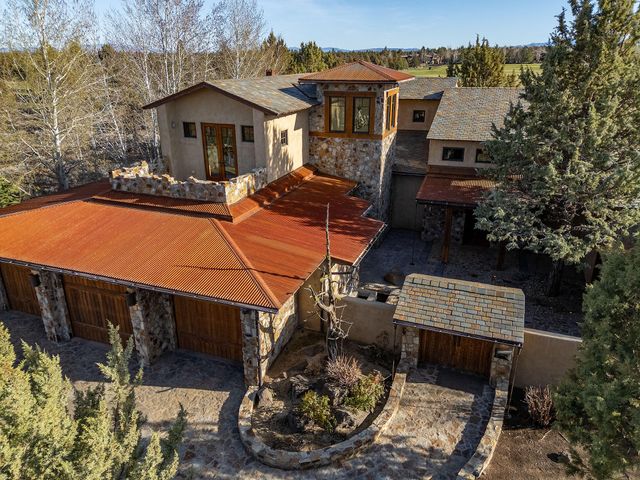 23021 Brushline Court, Bend, OR 97701