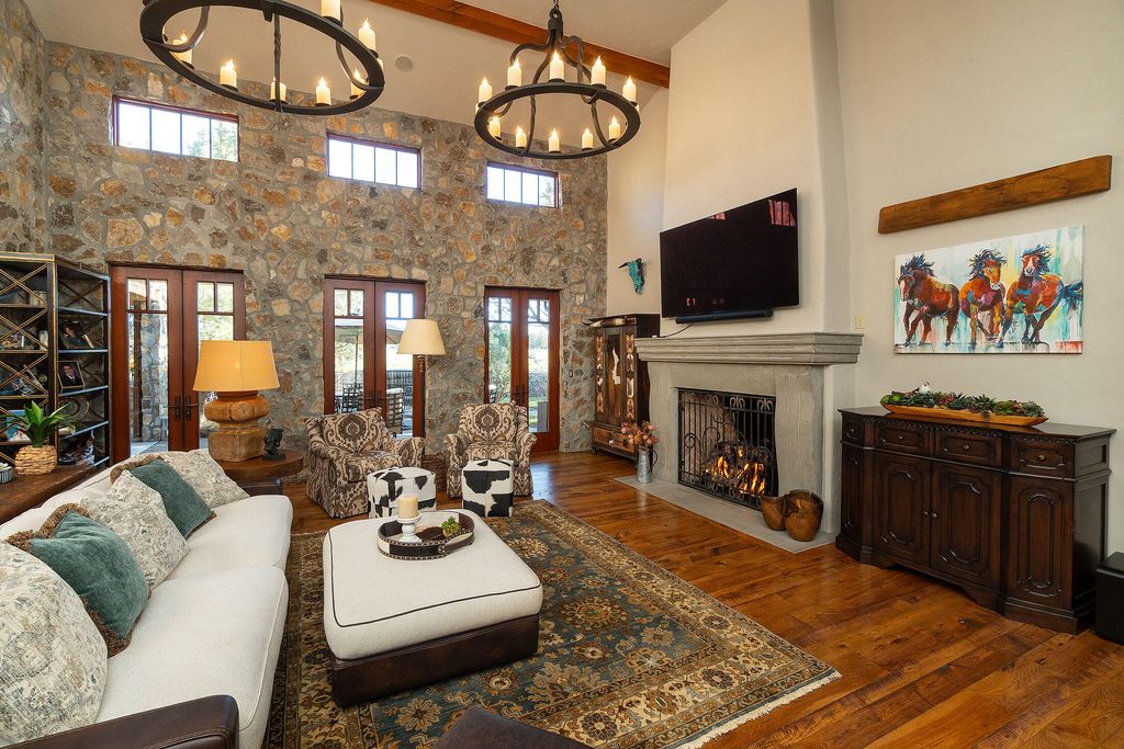 23021 Brushline Court, Bend, OR 97701