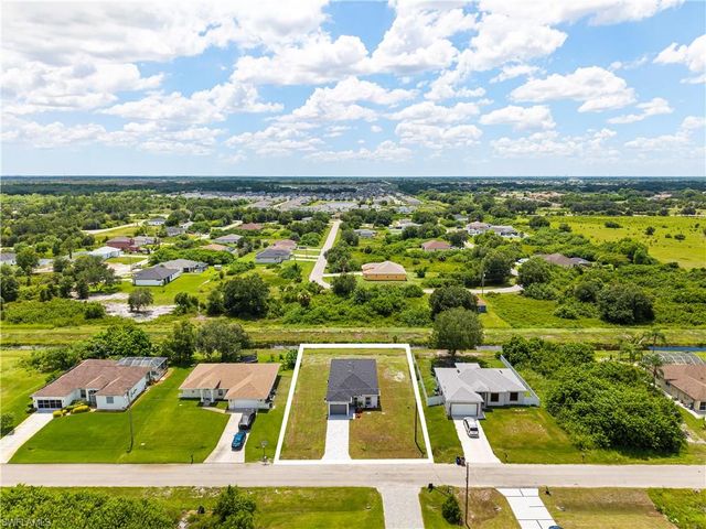 512 Caywood AVE S, Lehigh Acres, FL 33974