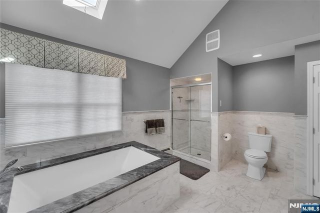 512 Brook Avenue, River Vale, NJ 07675