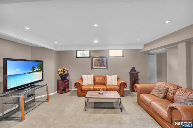 512 Brook Avenue, River Vale, NJ 07675