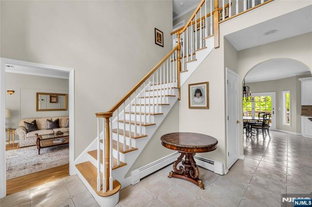 512 Brook Avenue, River Vale, NJ 07675