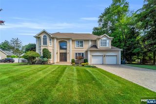 512 Brook Avenue, River Vale, NJ 07675