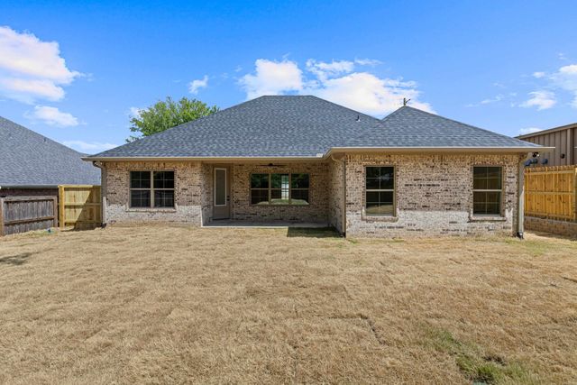 1201 Alice Drive, Longview, TX 75605
