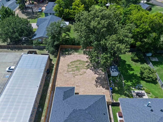 1201 Alice Drive, Longview, TX 75605