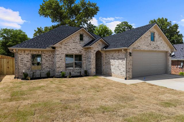 1201 Alice Drive, Longview, TX 75605