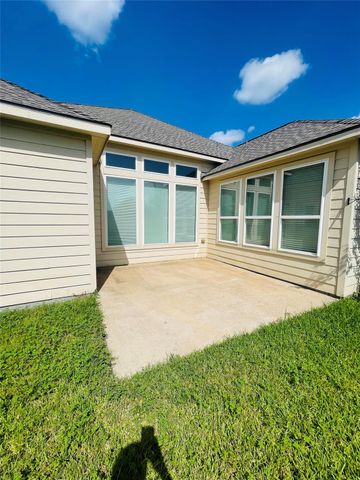 4702 Sedgewood Drive, Rosenberg, TX 77471