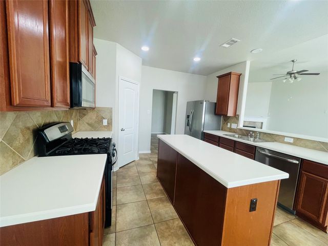 4702 Sedgewood Drive, Rosenberg, TX 77471