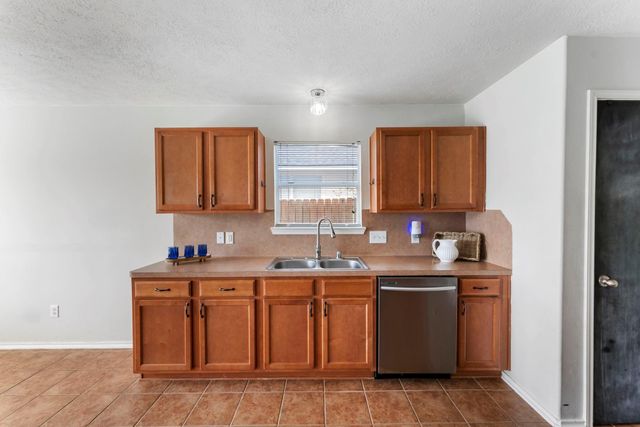 7203 Cool Springs Court, Magnolia, TX 77354