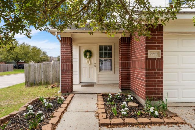 7203 Cool Springs Court, Magnolia, TX 77354