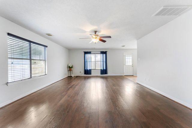 7203 Cool Springs Court, Magnolia, TX 77354