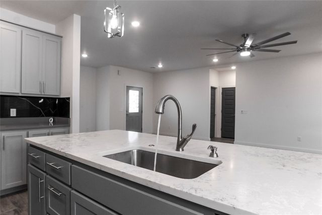 4670 Antelope Valley, Guthrie, OK 73044