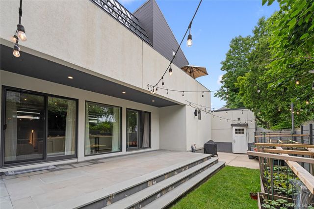 166-15 35th Avenue, Flushing, NY 11358