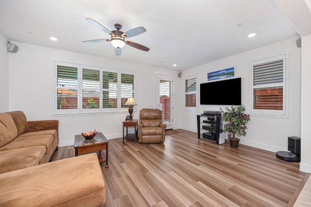 8536 Avelin Pl, El Dorado Hills, CA 95762