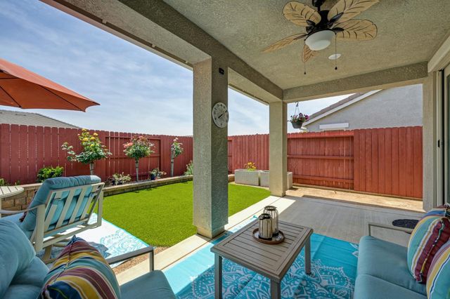 8536 Avelin Pl, El Dorado Hills, CA 95762
