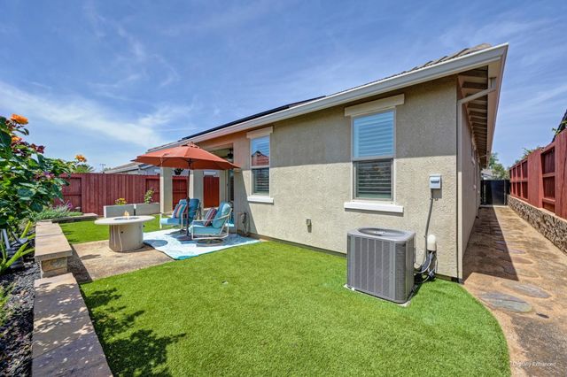 8536 Avelin Pl, El Dorado Hills, CA 95762