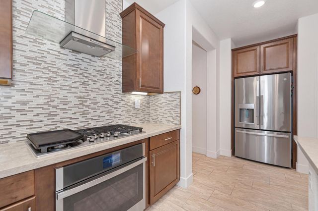 8536 Avelin Pl, El Dorado Hills, CA 95762
