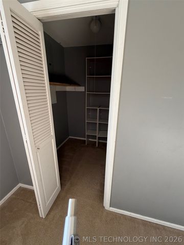 5716 S 80th East Avenue, Tulsa, OK 74145