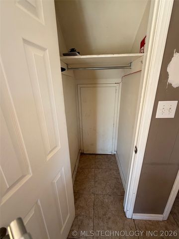 5716 S 80th East Avenue, Tulsa, OK 74145