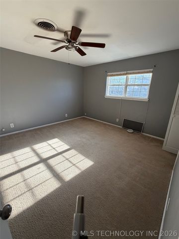 5716 S 80th East Avenue, Tulsa, OK 74145