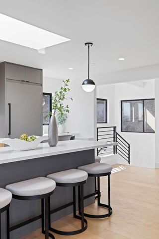 760 Loma Court, Redwood City, CA 94062