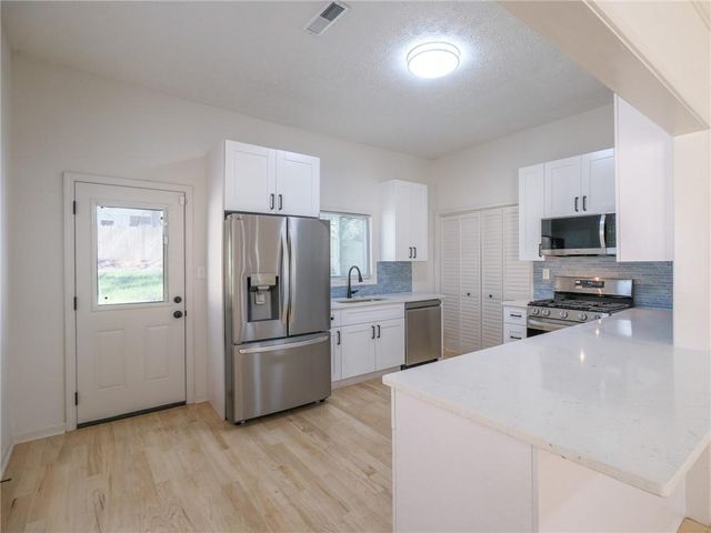 1402 Graham SW Street, Atlanta, GA 30310