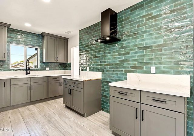 1121 La Puerta Street, Los Angeles, CA 90023