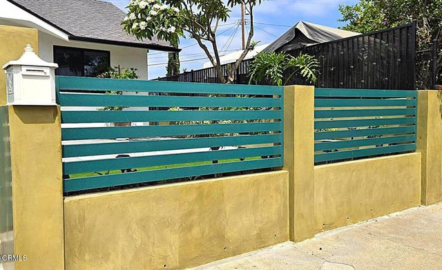 1121 La Puerta Street, Los Angeles, CA 90023
