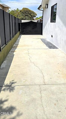 1121 La Puerta Street, Los Angeles, CA 90023
