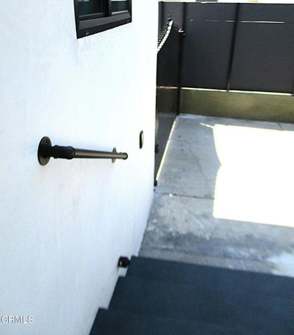 1121 La Puerta Street, Los Angeles, CA 90023