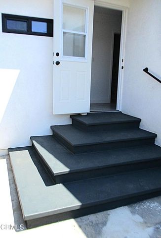 1121 La Puerta Street, Los Angeles, CA 90023