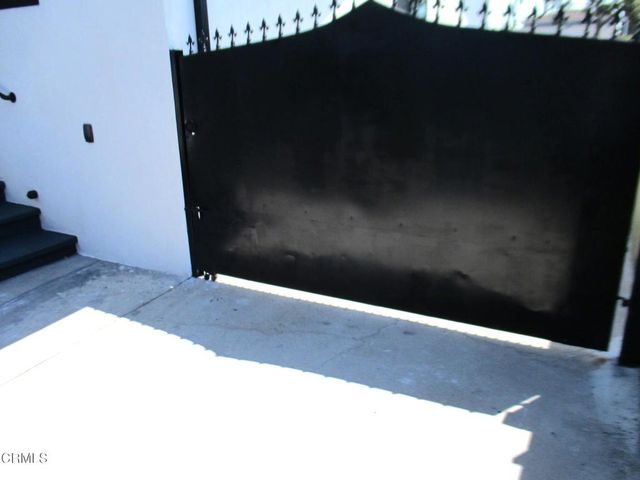 1121 La Puerta Street, Los Angeles, CA 90023