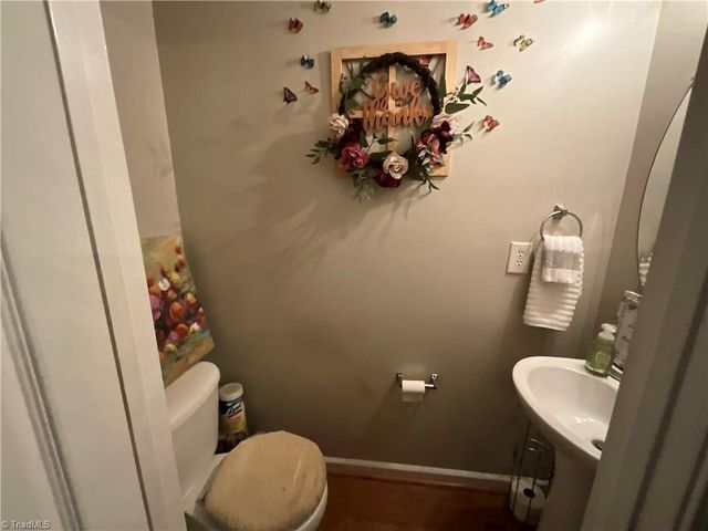 3105 Leo Drive, Greensboro, NC 27405