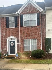 3105 Leo Drive, Greensboro, NC 27405