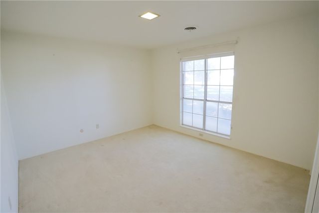 1000 W 6th Street, Mcgregor, TX 76657