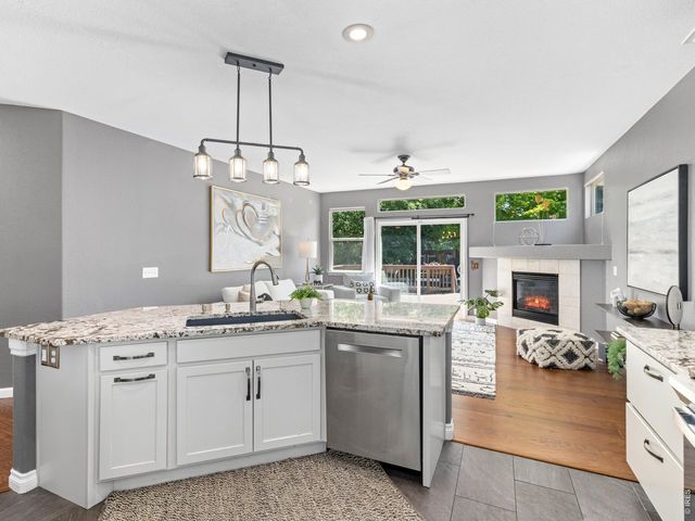 1702 Sicily Dr, Longmont, CO 80503